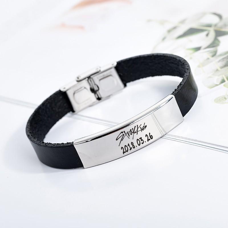 SKZOO anime merchandise Stray  - Anime Merchandise Names avis et prix
